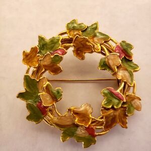 Vintage Leaf Wreath Pin Brooch Autumn Fall Maple Enamel Gold Brown Green